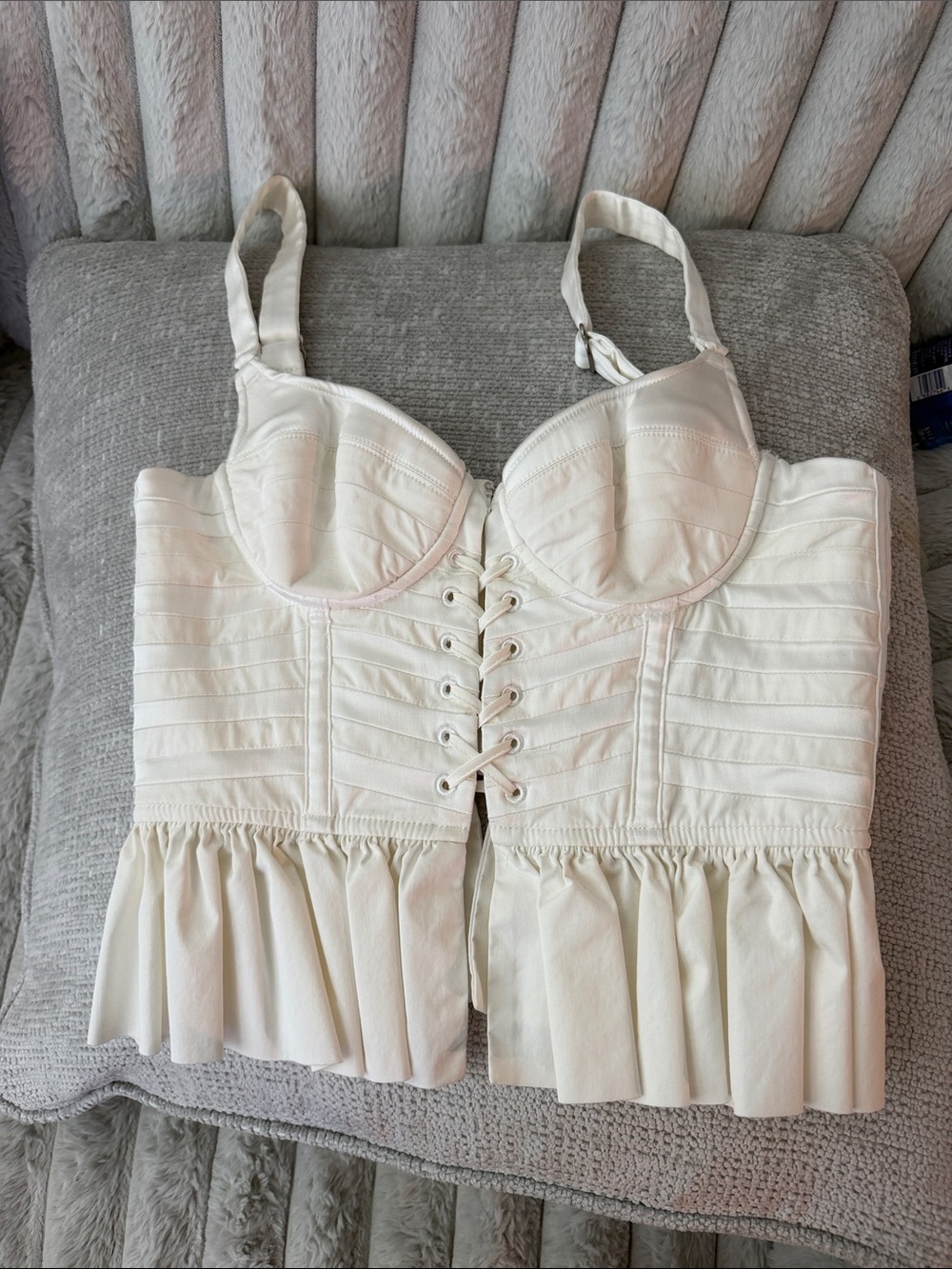 House of cb top